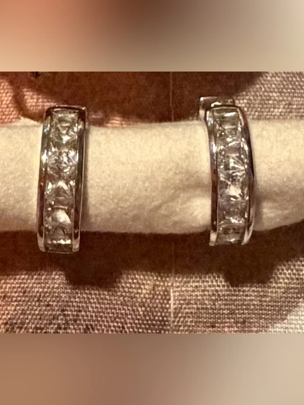 New Beautiful Sterling Silver Natural White Sapphire Huggie Hoop Earrings